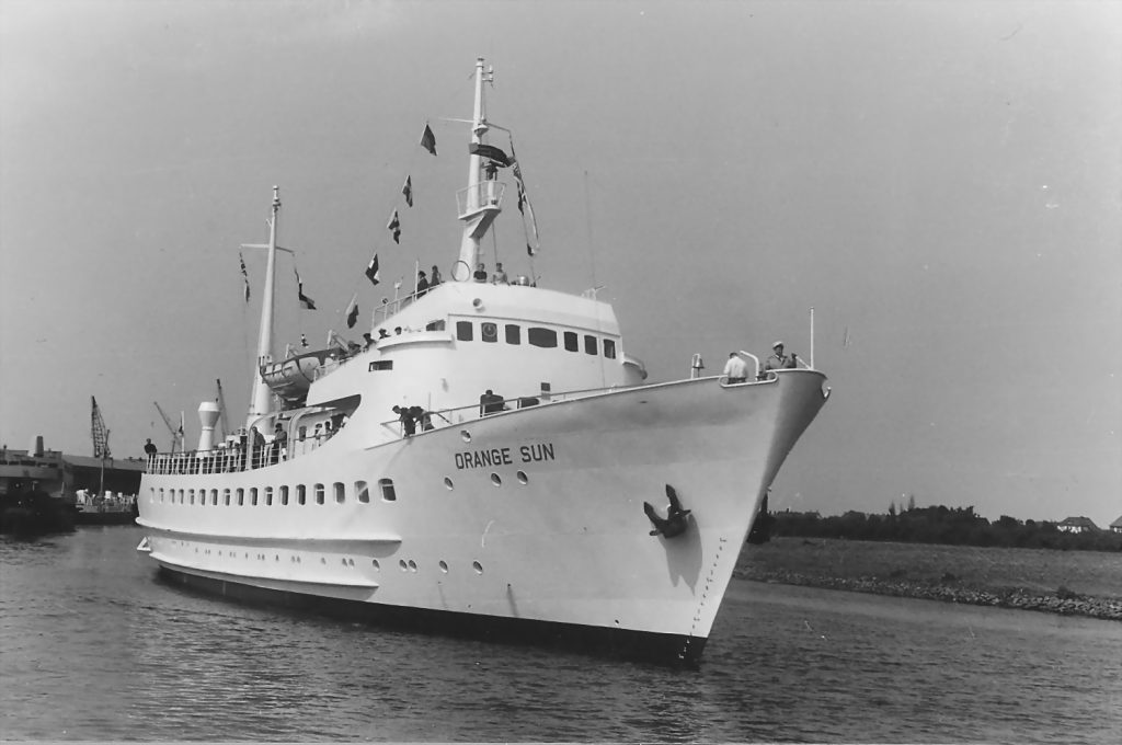 Sietas_Orange_Sun_2-002-1-1024x680 Orange Sun